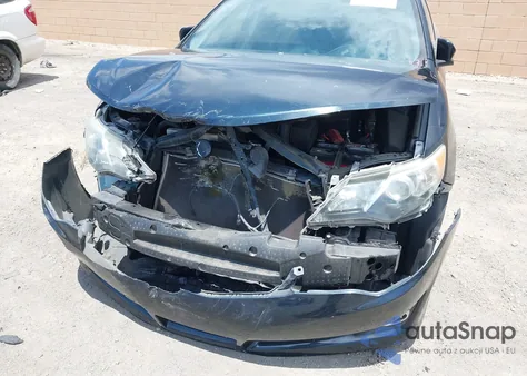 2014 Toyota Camry Se Sport z USA, uszkodzony, nr VIN 4T1BF1FK2EU397101